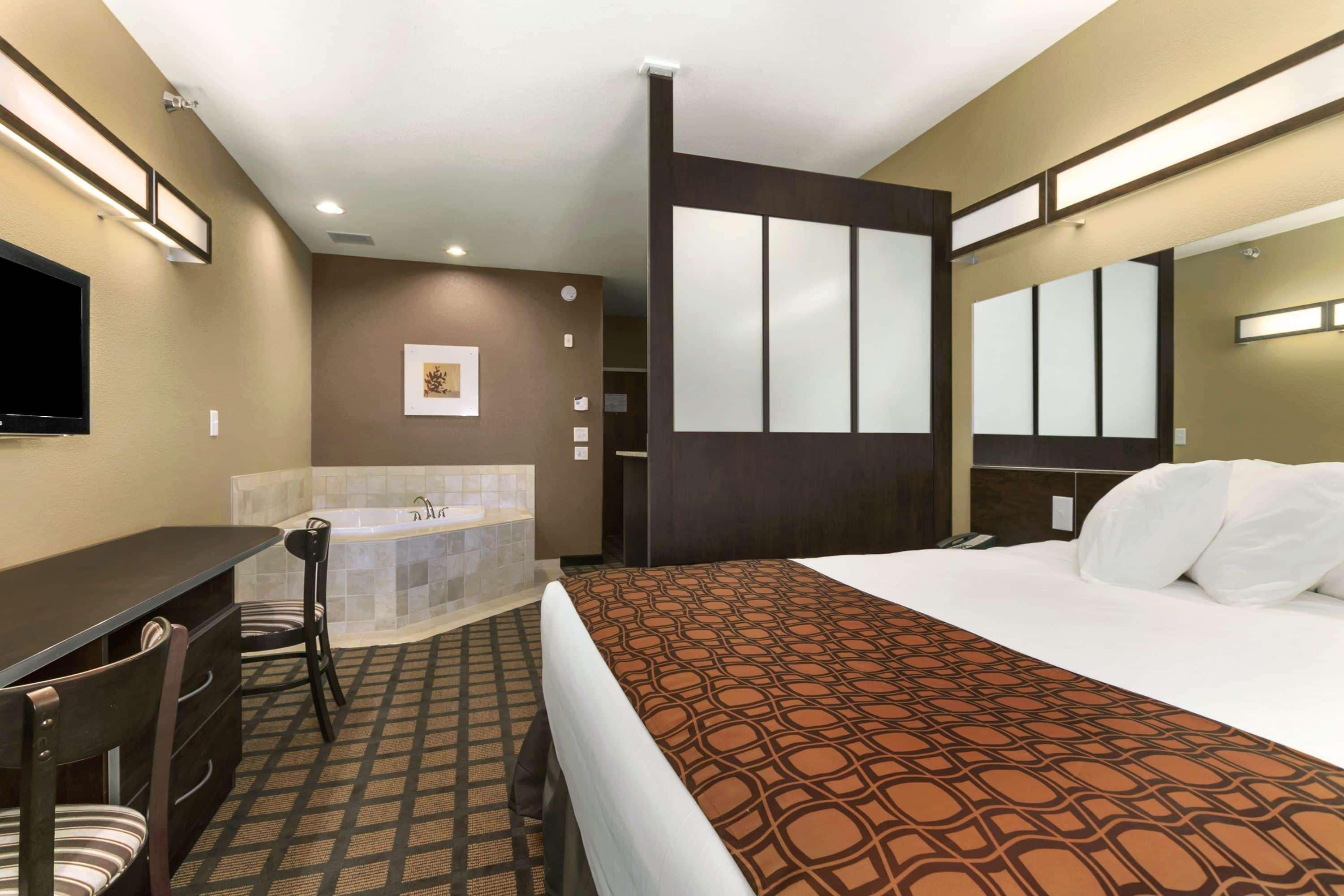 Microtel Inn & Suites By Wyndham Minot Exteriör bild